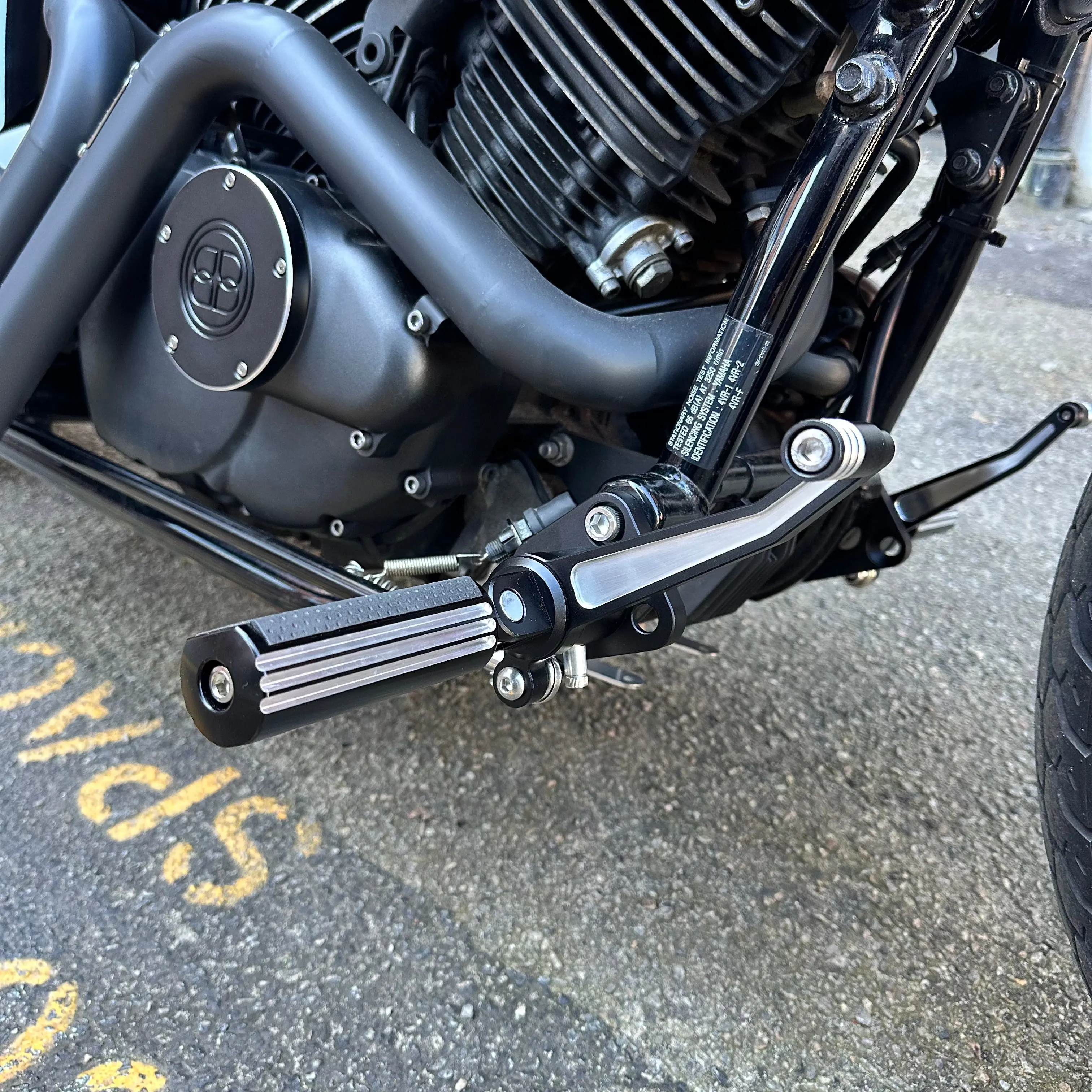 Yamaha XVS650 V-Star CNC Signature forward controls